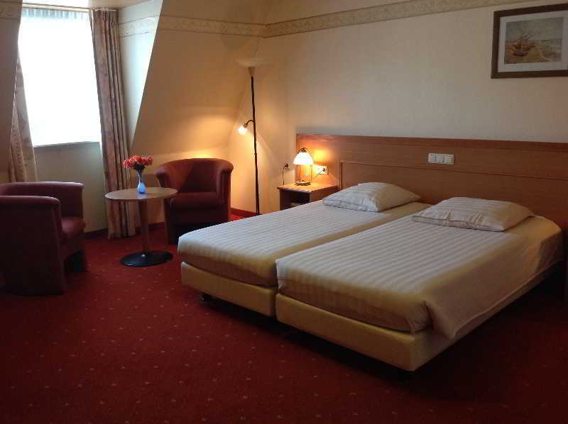Suydersee Hotel 4*