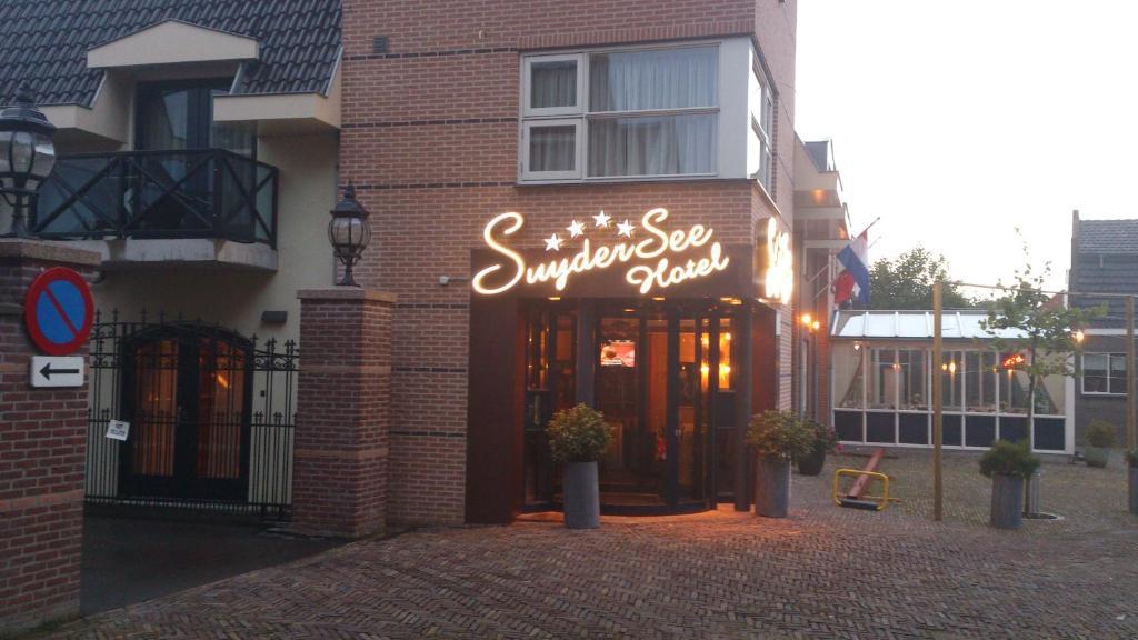 Hotel Suydersee 4*